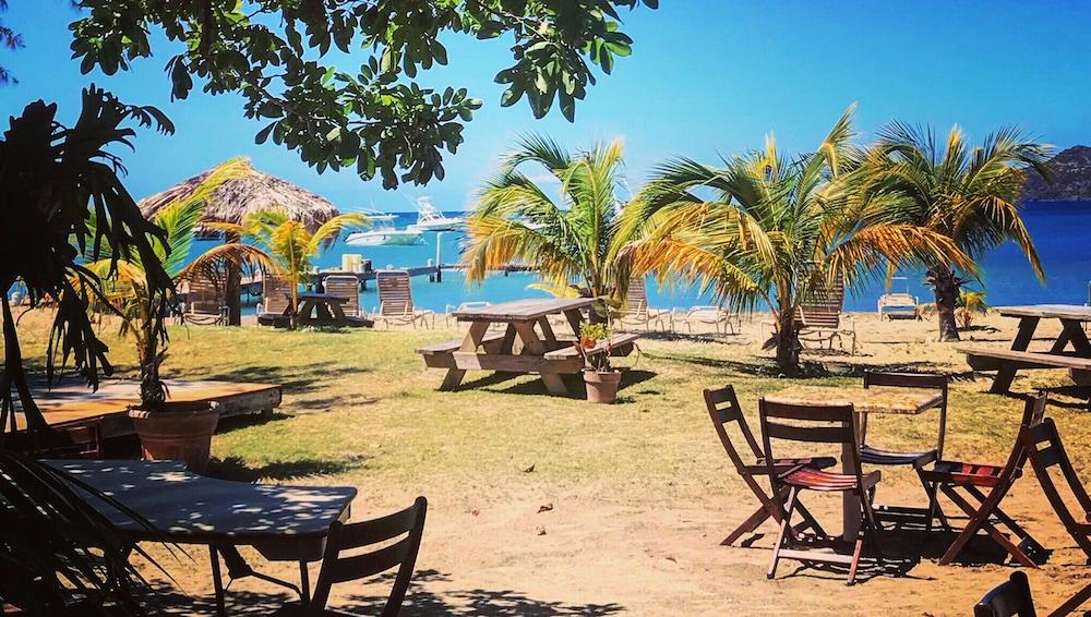 Oualie Beach Resort Невис Экстерьер фото